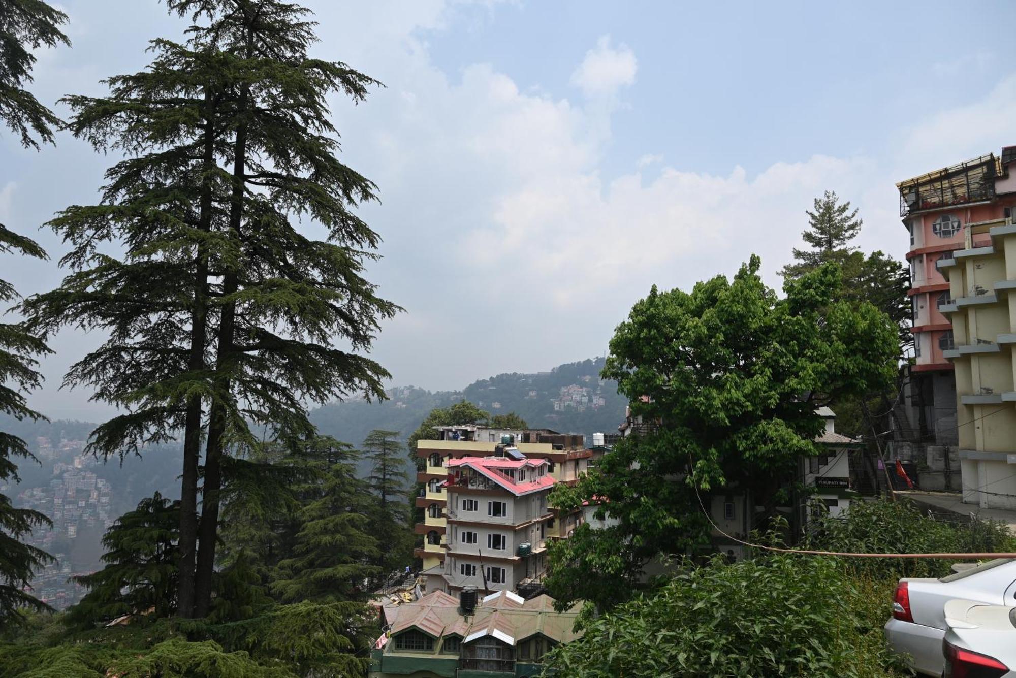 Krishna B&B Near Mall Road Shimla Buitenkant foto