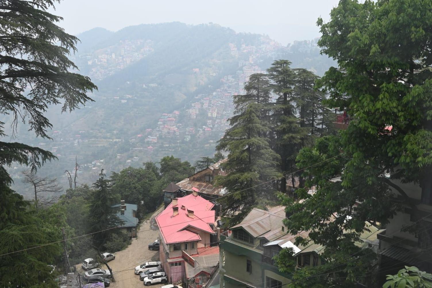 Krishna B&B Near Mall Road Shimla Buitenkant foto